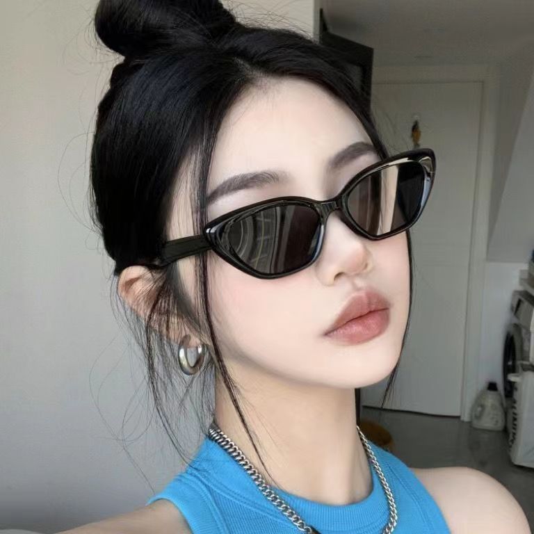 新款多色Y2K辣妹猫眼墨镜女欧美ins风高级感防紫外线小框太阳镜男