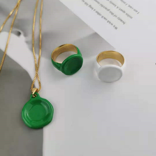 厂家批发BV家高版圆圈戒指欧美风高级感滴油糖果色不规则圆形戒指