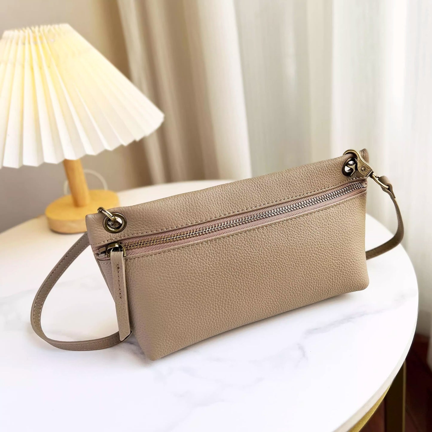 头层牛皮小包包2024新款复古单肩包轻便软皮女包百搭休闲斜挎小包