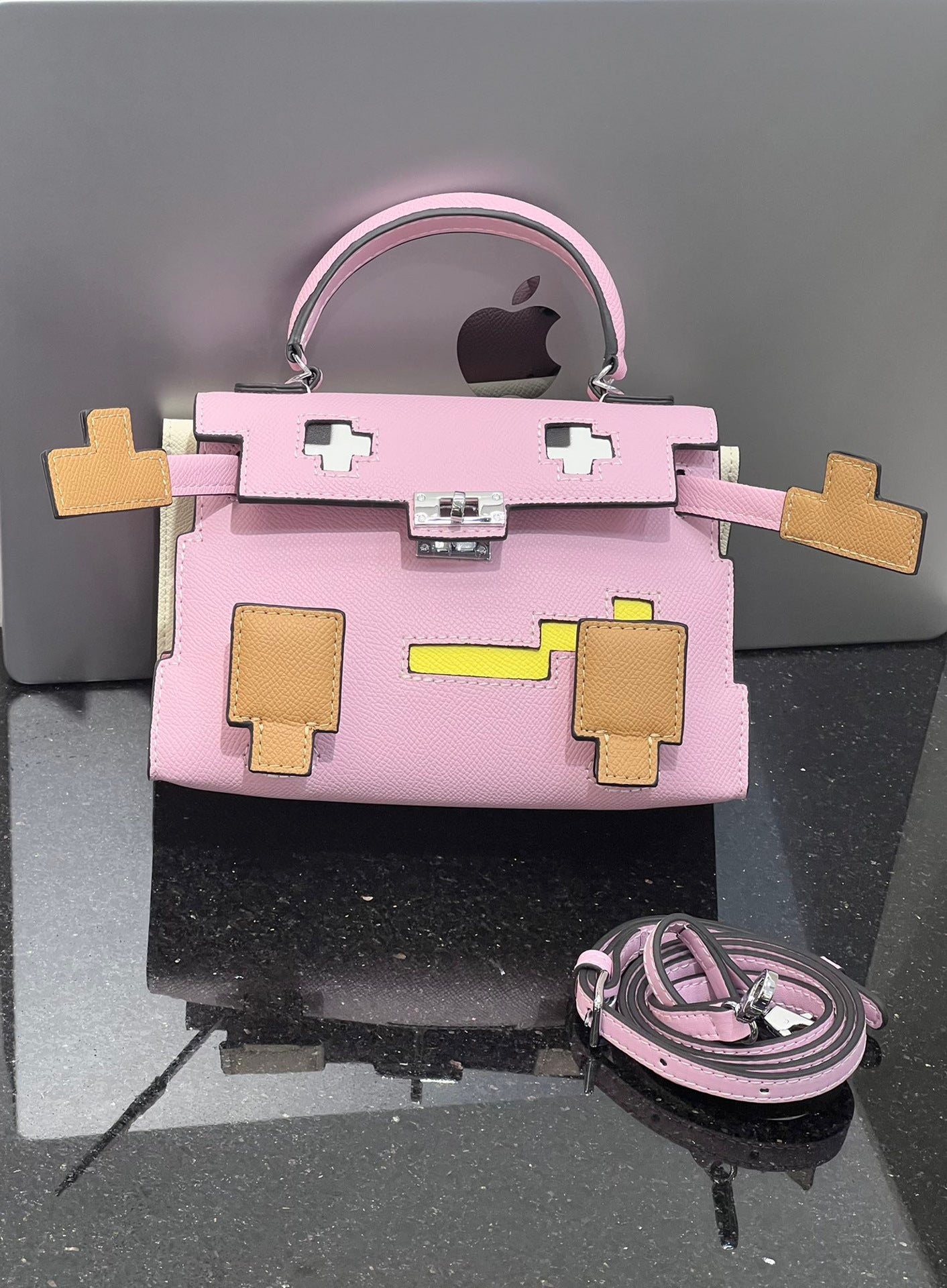 小众设计凯莉包2024新款可爱恶搞小怪兽包牛皮单肩手提包斜挎包女