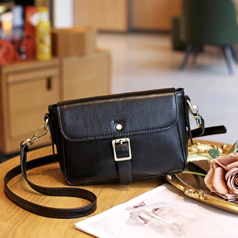 植鞣皮女包2023新款时尚邮差包复古单肩小包包头层牛皮斜挎包