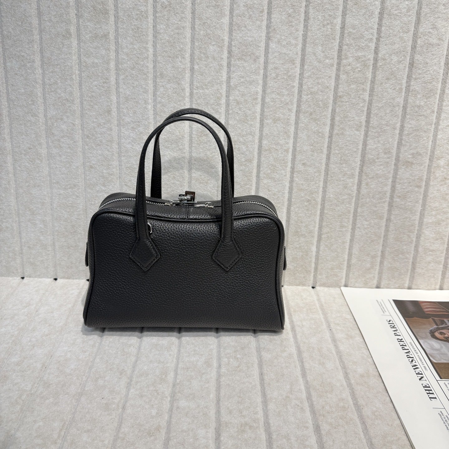 2025新款高端TC皮牛皮维多利亚真皮女包简约保龄球腋下包手提斜挎