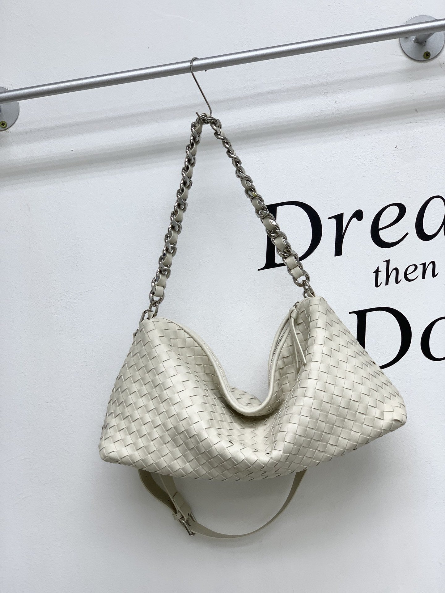 新款法棍腋下时尚潮流百搭单肩包手工编织高级感大容量通勤斜挎包