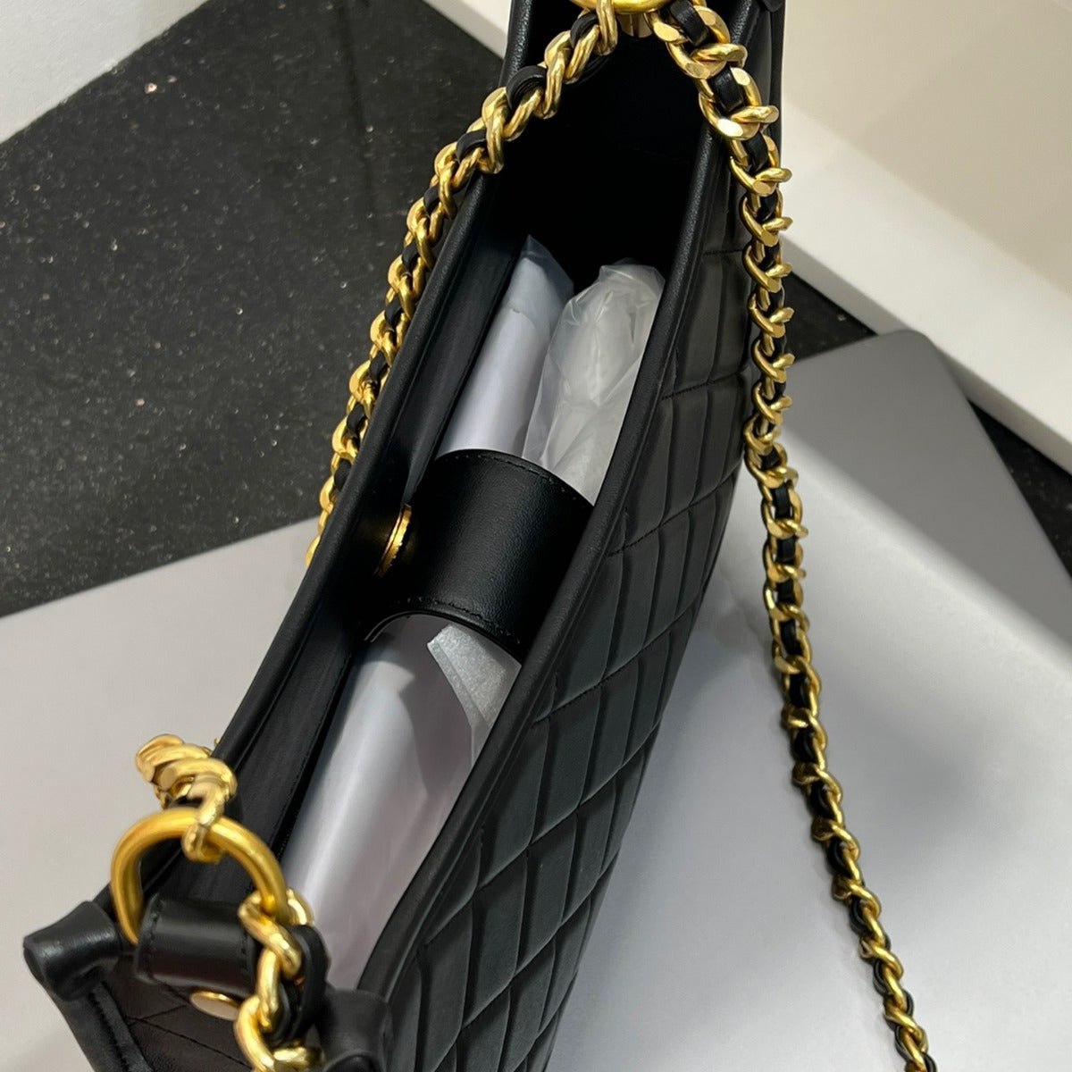 羊皮2024新款腋下包鱼子酱真皮柔软可腋下可单肩斜跨女式包包Z024