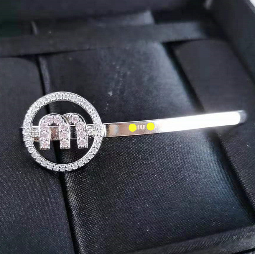 缪家早春新款发夹仿水晶粉色镶钻甜美气质一字弯夹M字母刘海夹