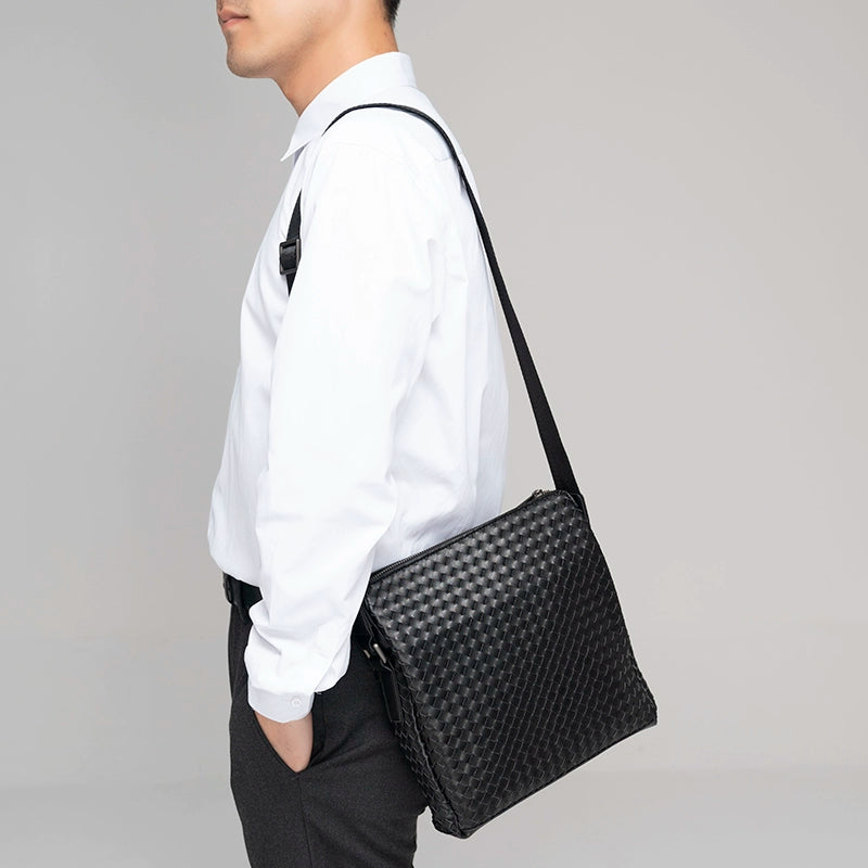 X&BV男士斜挎包休闲商务单肩包男竖款编织时尚潮流青年背包大容量