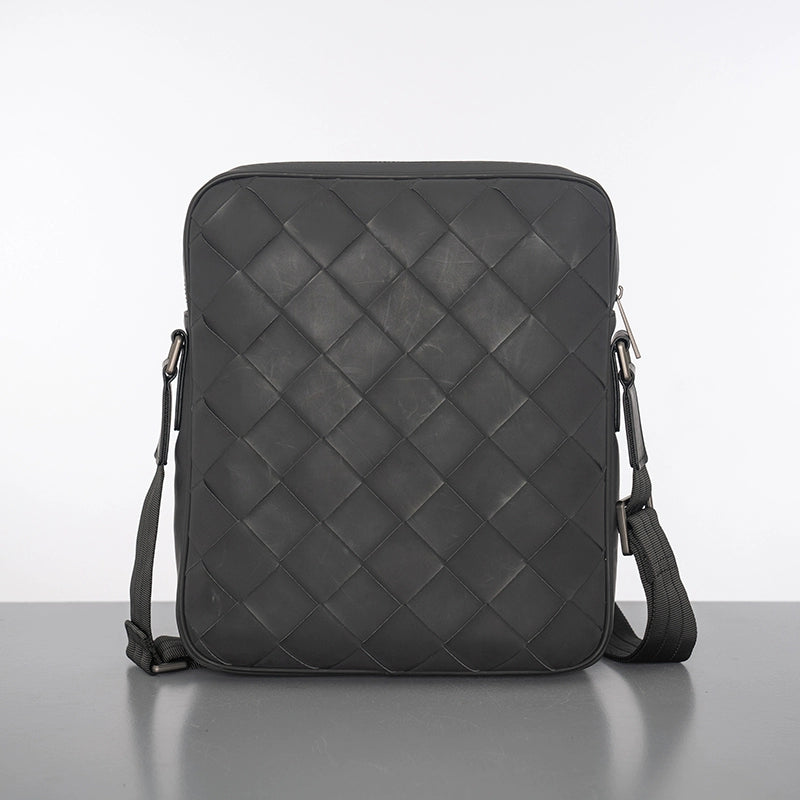 X&BV男士单肩包商务休闲真皮时尚小背包编织青年竖款潮男斜挎包包