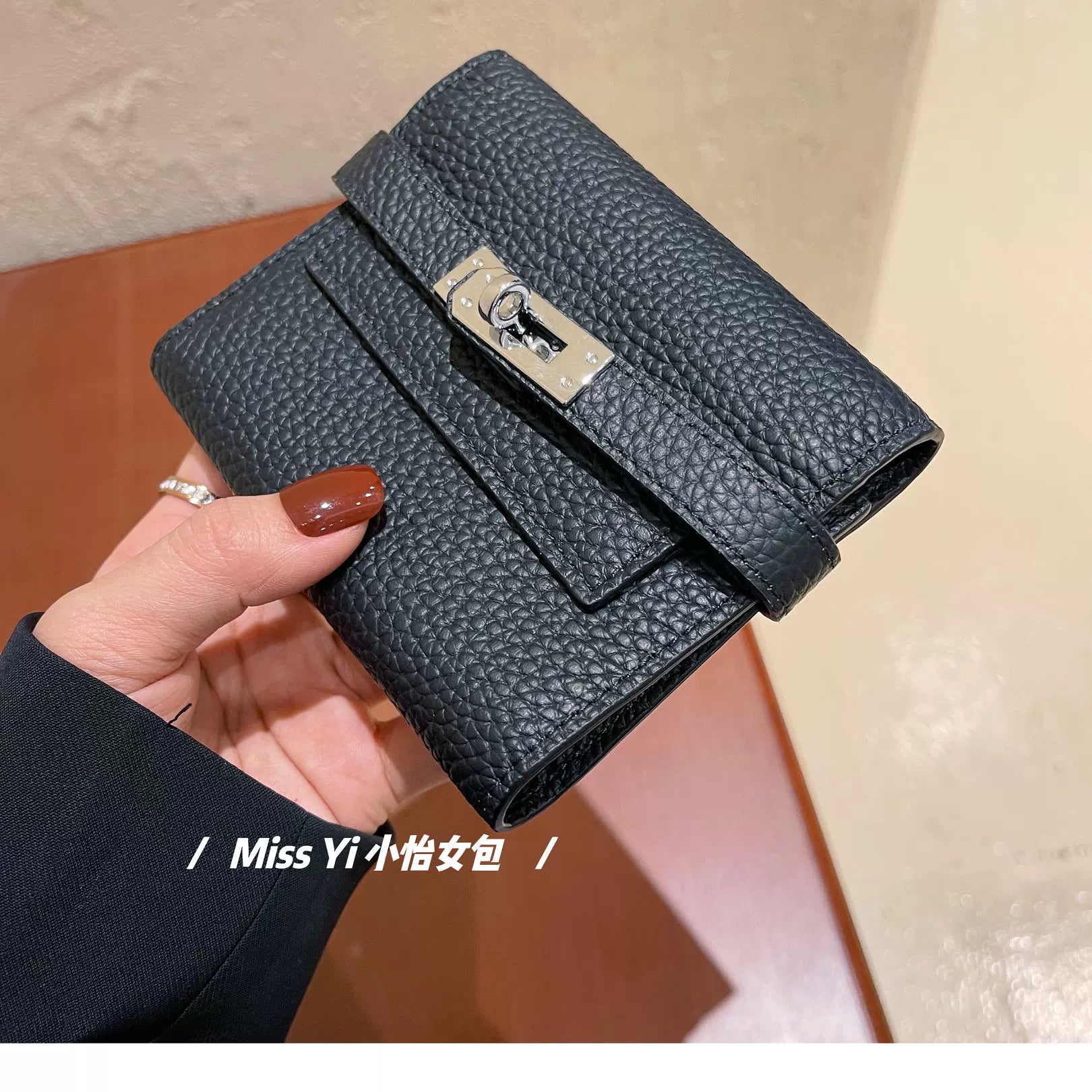 头层牛皮荔枝纹钱包短款 h凯莉钱包三折女士零钱包多卡位锁扣短夹