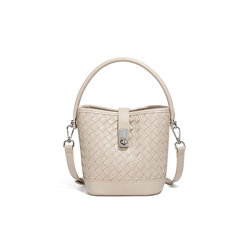 韩版简约潮流纯色手拎水桶包休闲百搭单肩斜跨包时尚ins编织女包