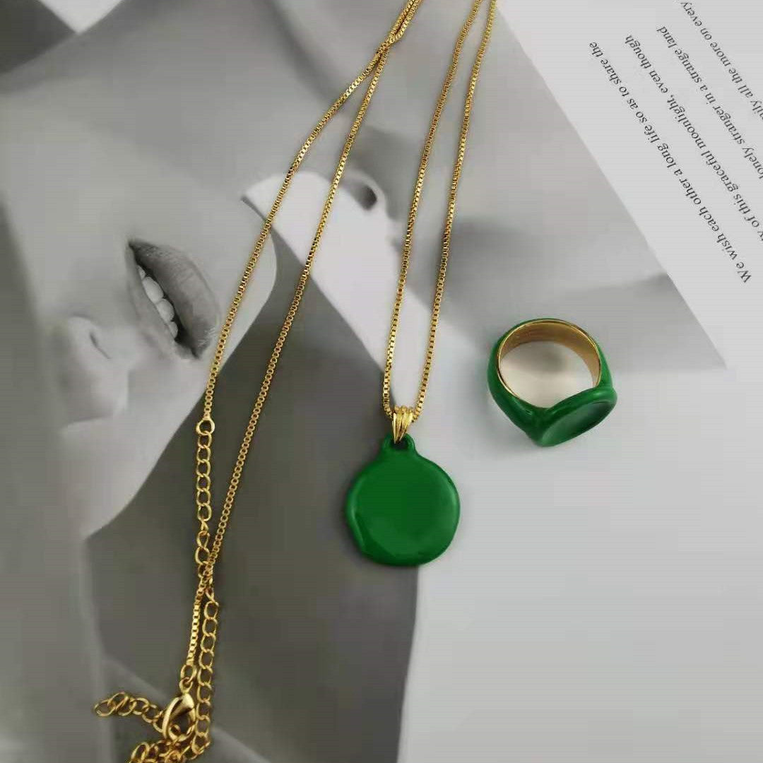 厂家批发BV家高版圆圈戒指欧美风高级感滴油糖果色不规则圆形戒指