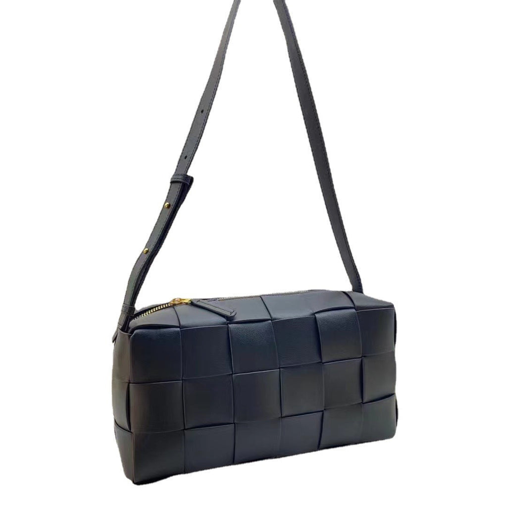 2023新款黑色编织包女腋下斜挎时尚百搭手提枕头包真皮单肩包轻便