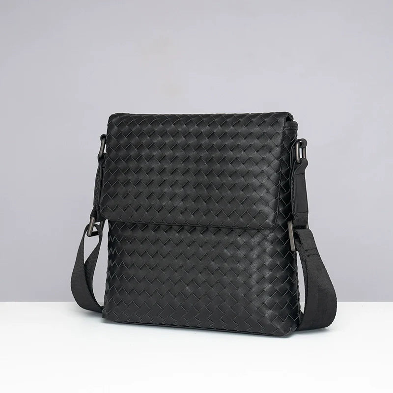 X&BV男包真皮斜挎包单肩包男休闲商务编织翻盖竖款时尚男士小背包