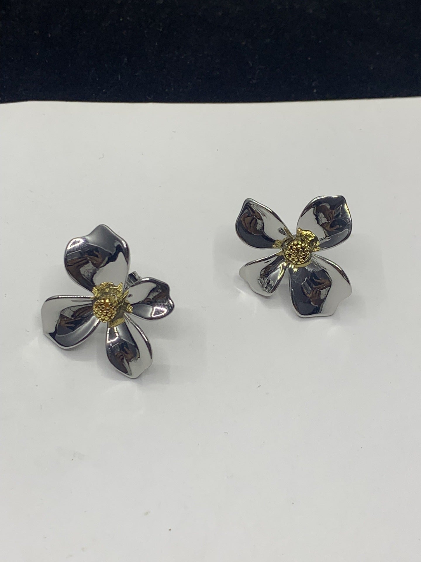 赛家2021新款花蕊耳环法式银针气质甜美ins风耳饰品花朵耳钉女