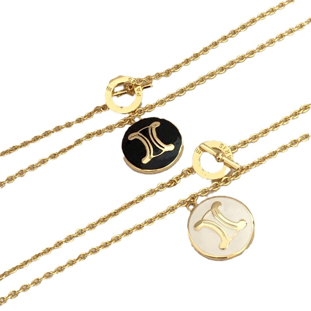 赛家新款猪鼻子OT扣项链女高级个性气质光面珐琅凯旋门锁骨链