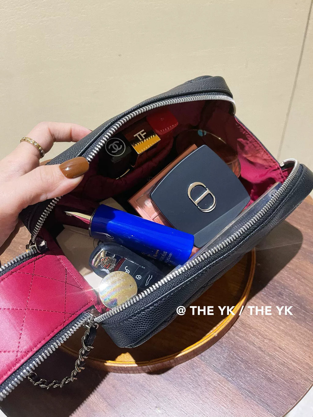 真皮小香风鱼子酱手包化妆包双拉链菱格收纳洗漱包时尚气质手腕包
