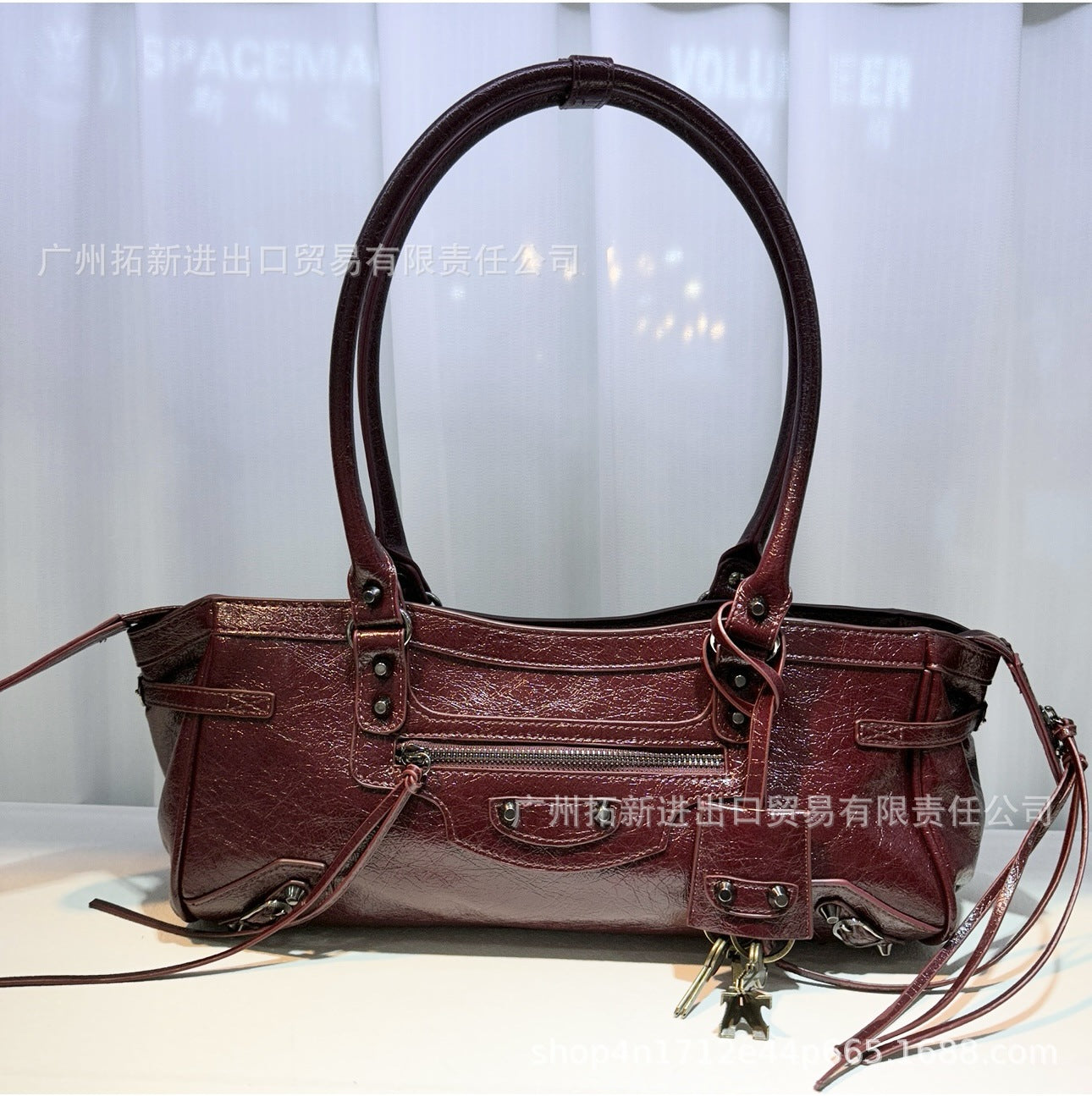 跨境新爆款B家lecity横款法棍铆钉流苏单肩包手提包包时髦简约女