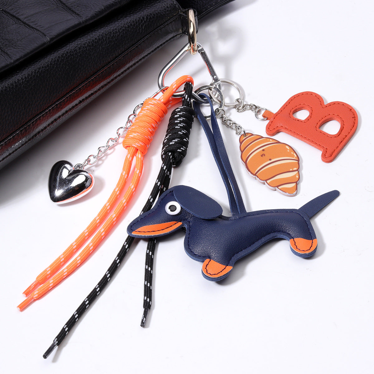 源头工厂PU皮流苏挂件合金挂件包挂吊饰钥匙扣批发厂货现货直供