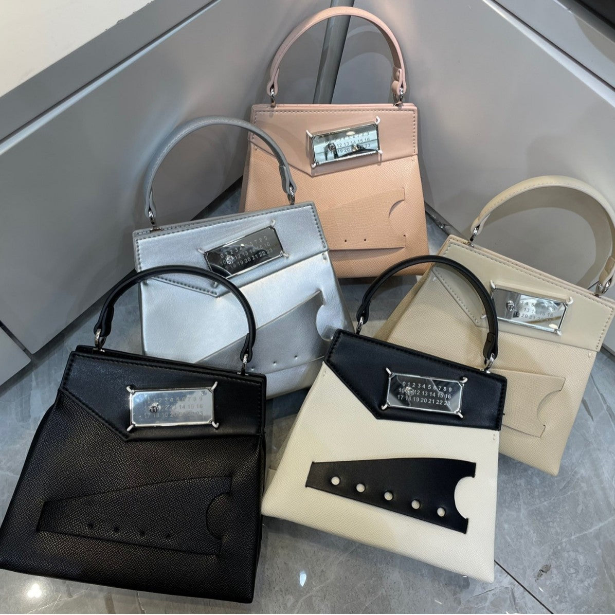 轻奢时尚韩版小众设计手提包mm6折纸包百搭单肩斜挎小包无痕代发