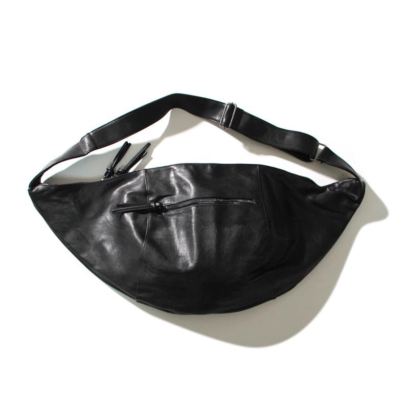 男士潮流单肩包个性休闲斜挎包大容量饺子包韩版时尚背包PU皮包酷