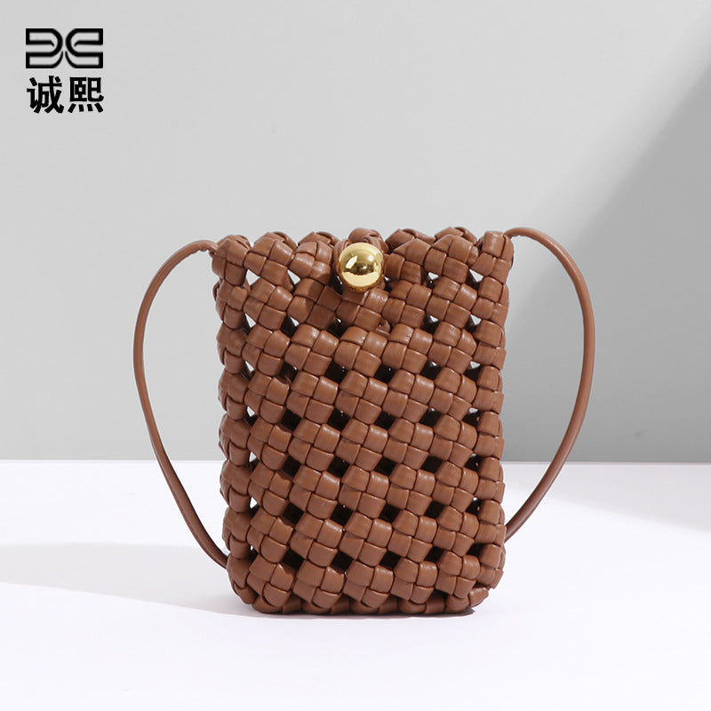 批发2024新款风车结编织竖款斜挎手机包简约mini小众设计单肩女包