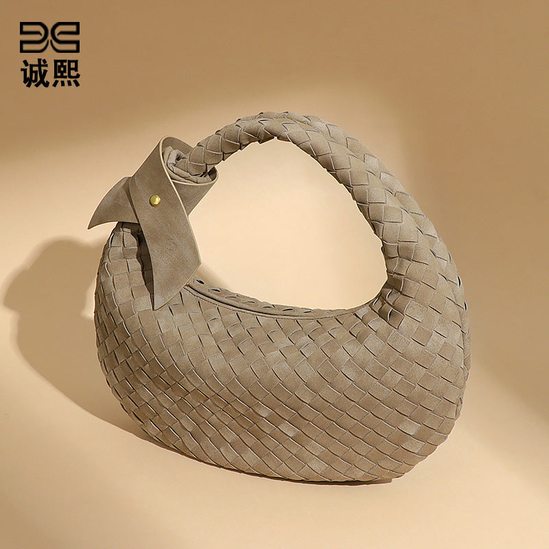 欧美潮流2024大容量编织单肩饺子包秋冬新品百搭牛角包磨砂腋下包