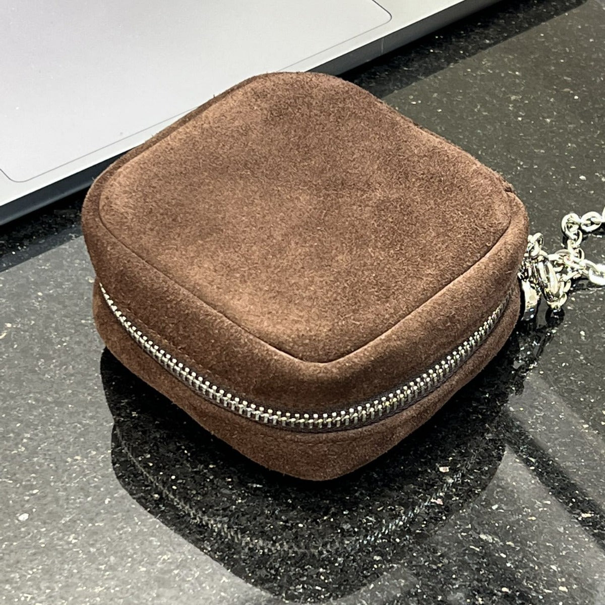 小众高级质感磨砂皮口红包女2024新款洋气百搭迷你斜挎链条包