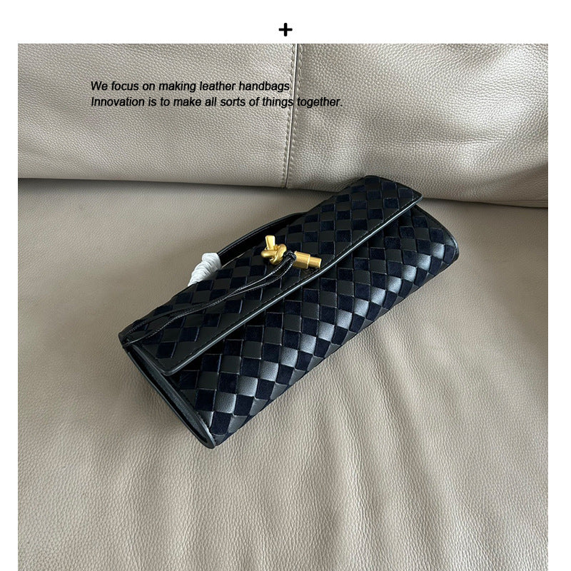 2024高级感真皮通勤法棍包秋冬百搭斜挎包女大容量菱格编织腋下包