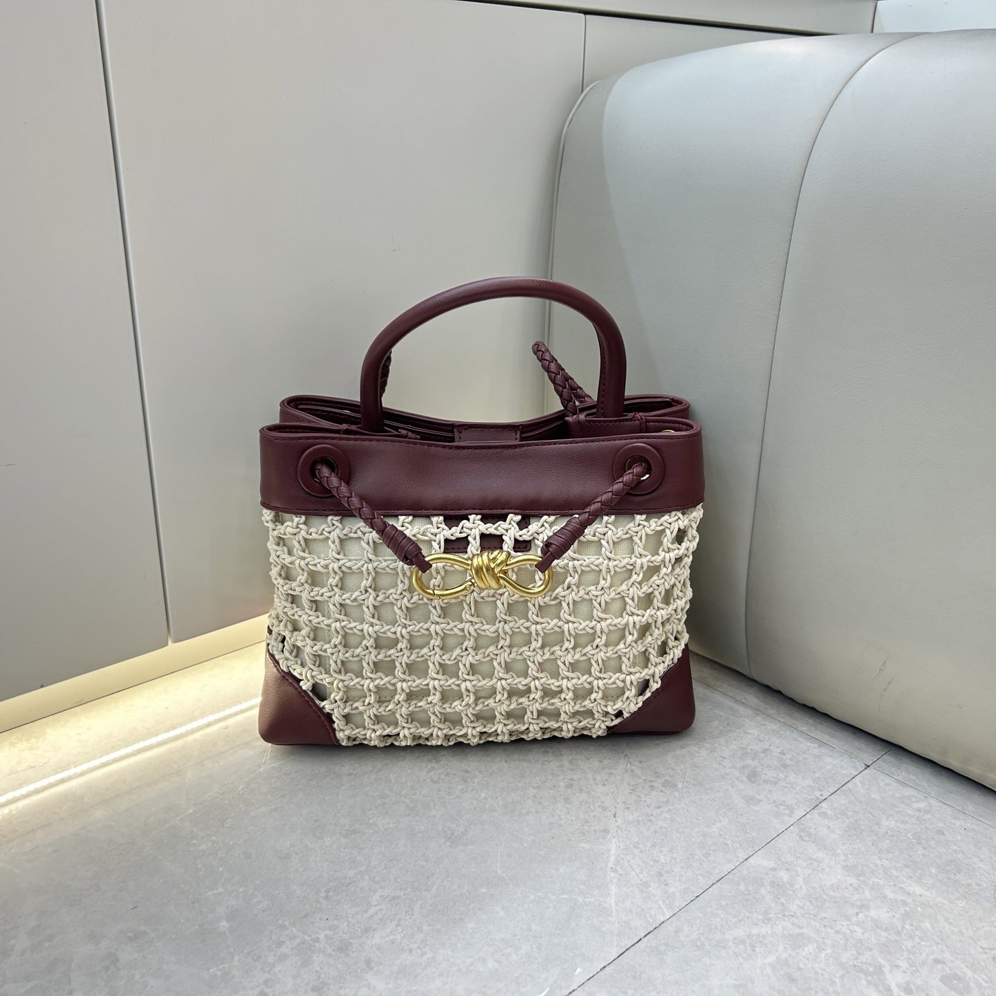 速卖通2025爆款拉菲草金属蝴蝶结托特包简约撞色手拎斜挎托特包包