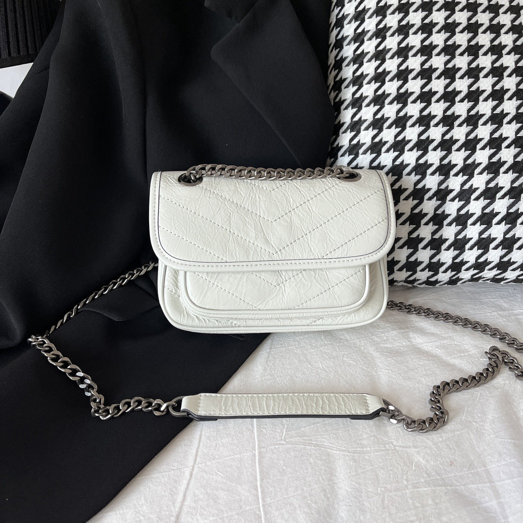 真皮腋下包女2023新款油蜡皮邮差包流浪包复古链条包斜挎一件代发