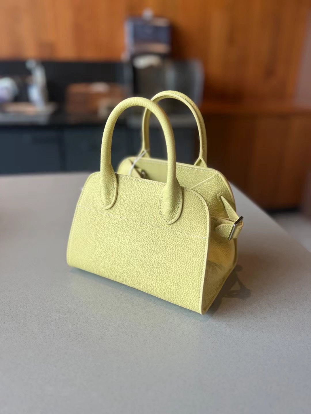 包包女士2024新款大容量腋下手提黑色复古休闲百搭通勤单肩托特包