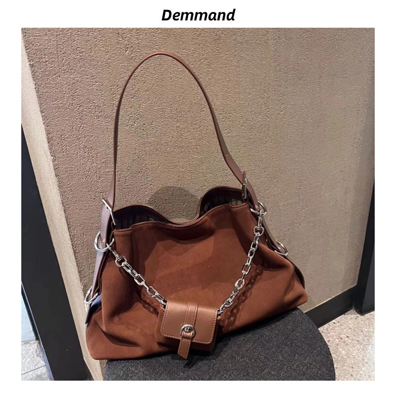 大容量包包女秋季百搭2023新款时尚单肩斜挎包复古磨砂通勤托特包