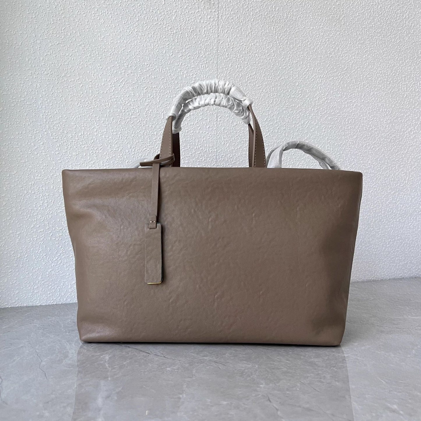 头层植鞣牛皮托特包2024秋冬新款大容量通勤女包软皮轻便单肩包潮