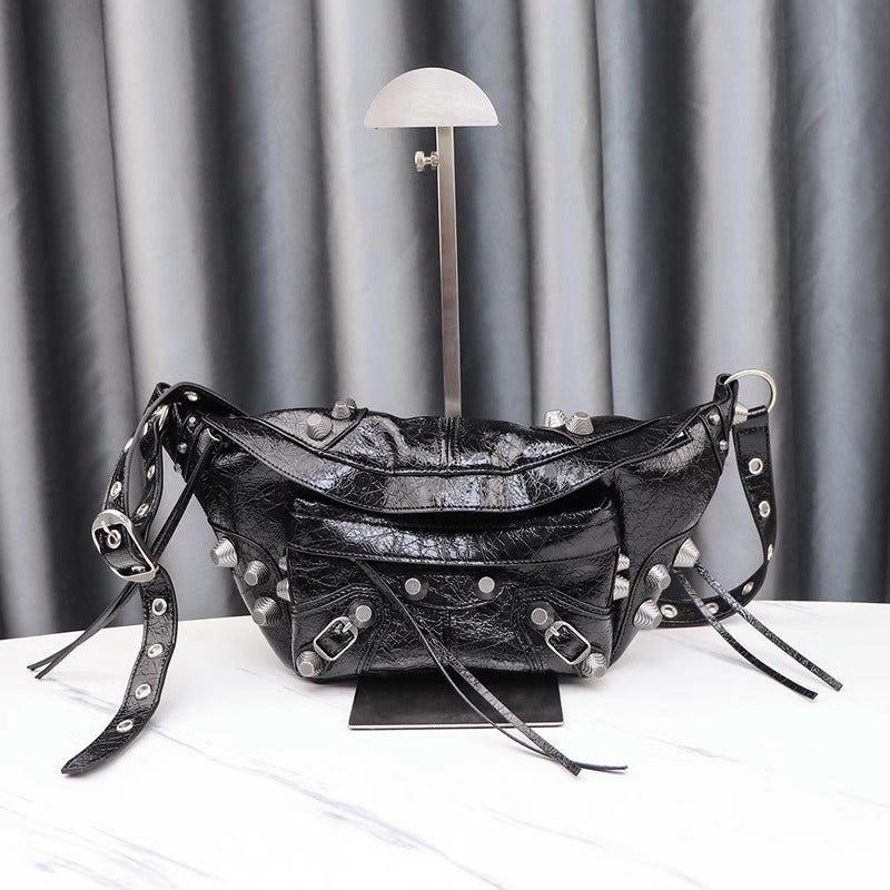 b家ins风机车包夏天包包斜挎腰包小众百搭真皮女式胸包女潮 代发