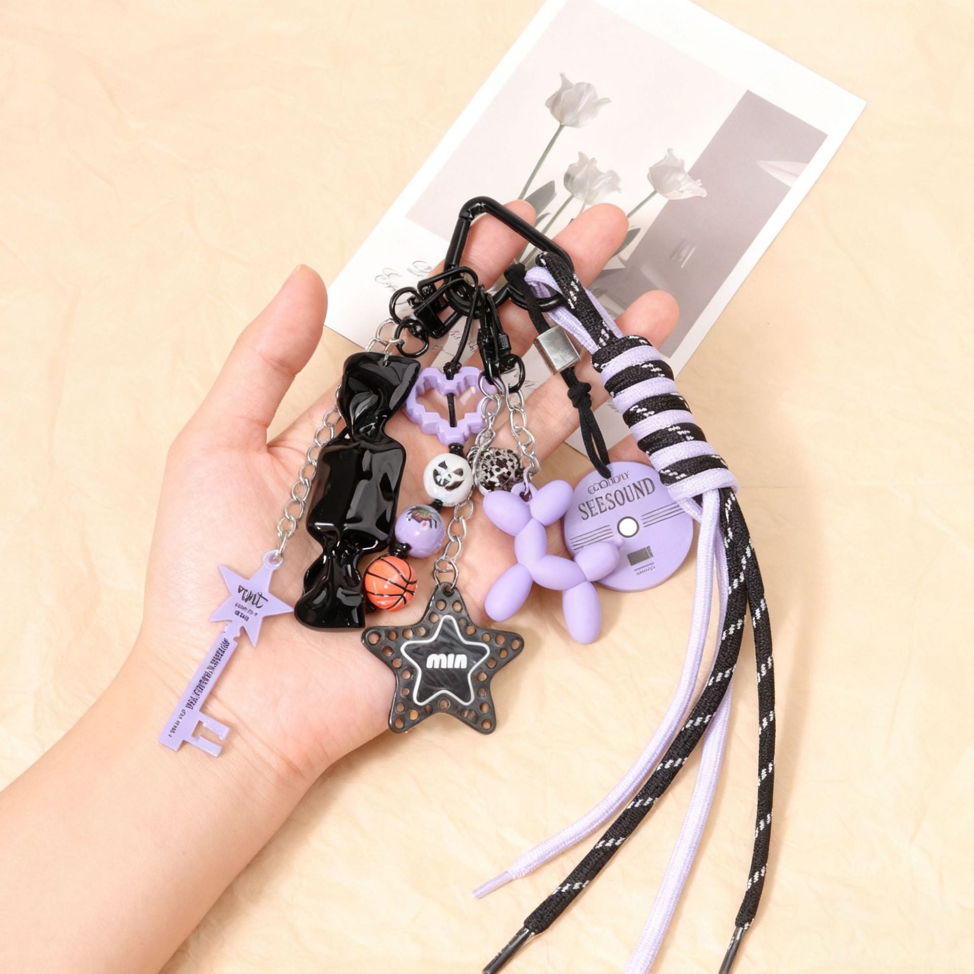 亚马逊网红爆款彩色尼龙绳万圣节串珠钥匙扣挂件情侣款包包挂绳