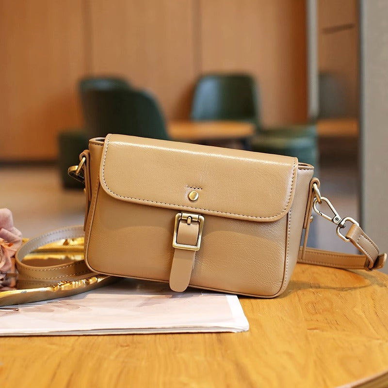 植鞣皮女包2023新款时尚邮差包复古单肩小包包头层牛皮斜挎包