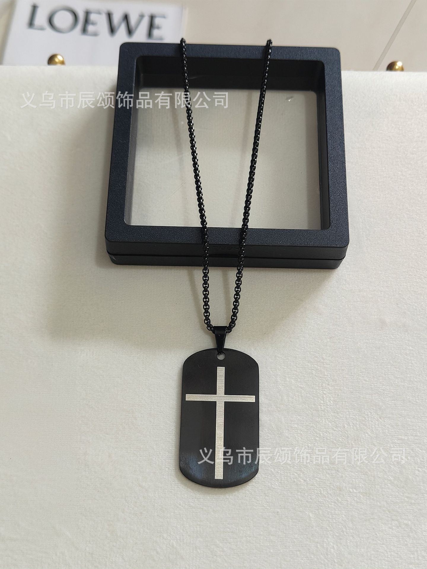 欧美跨境不锈钢军牌项链简约十字架吊坠男士嘻哈小众个性狗牌配饰