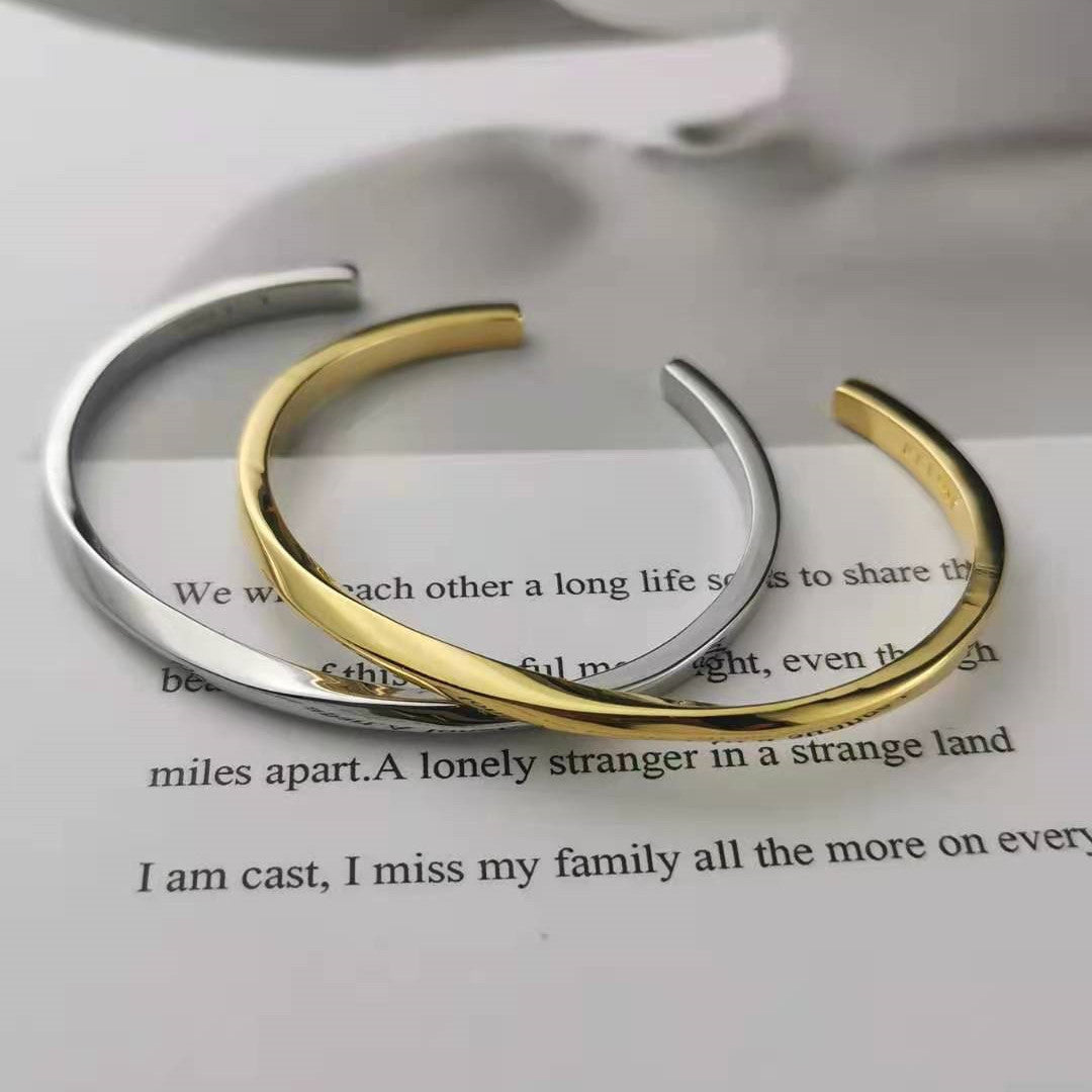 赛家2021新款光面扭转手镯女高级感极简风气质几何不规则扭扭手环