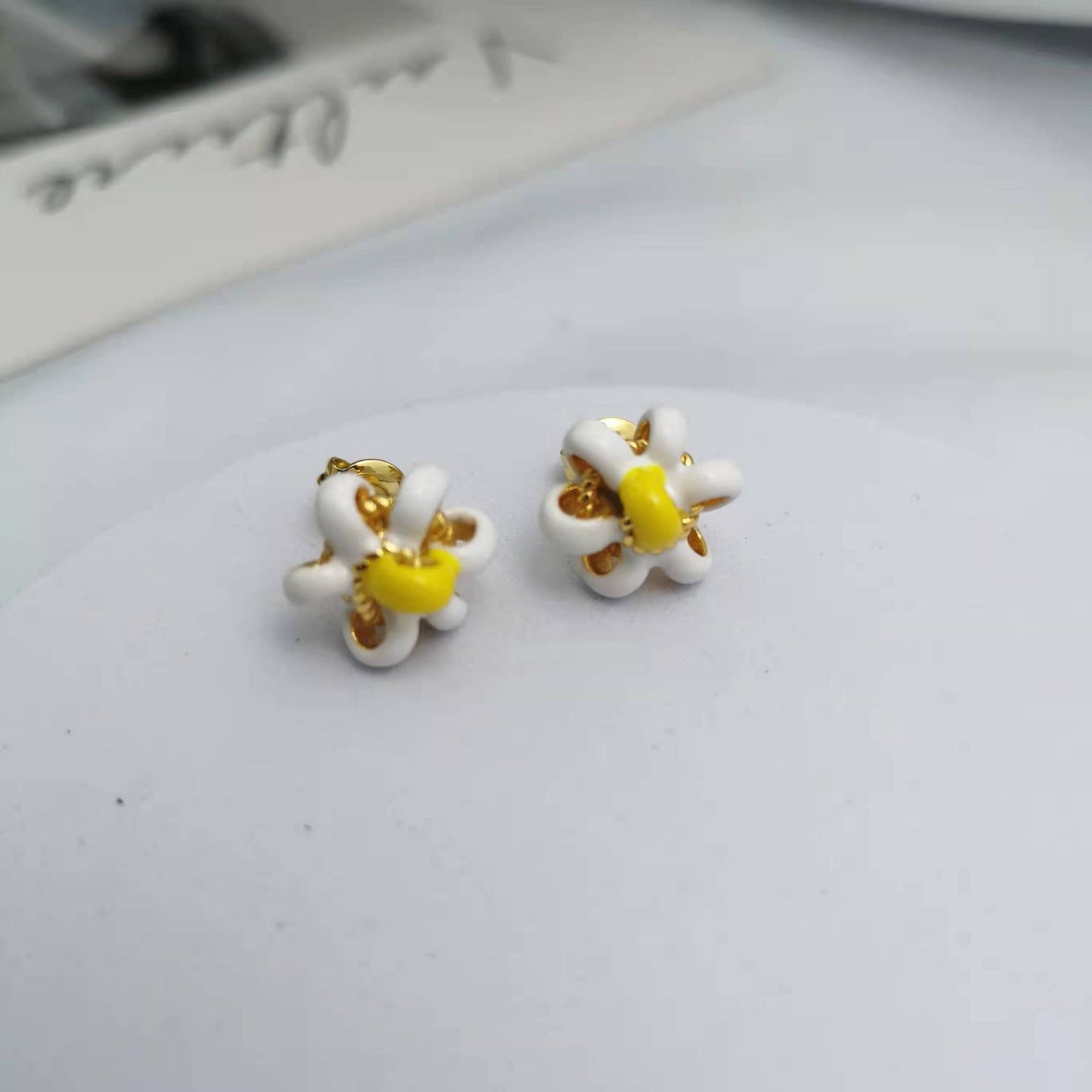 BV家22新款花朵珐琅耳钉女高级感气质滴釉几何小花拼色耳环