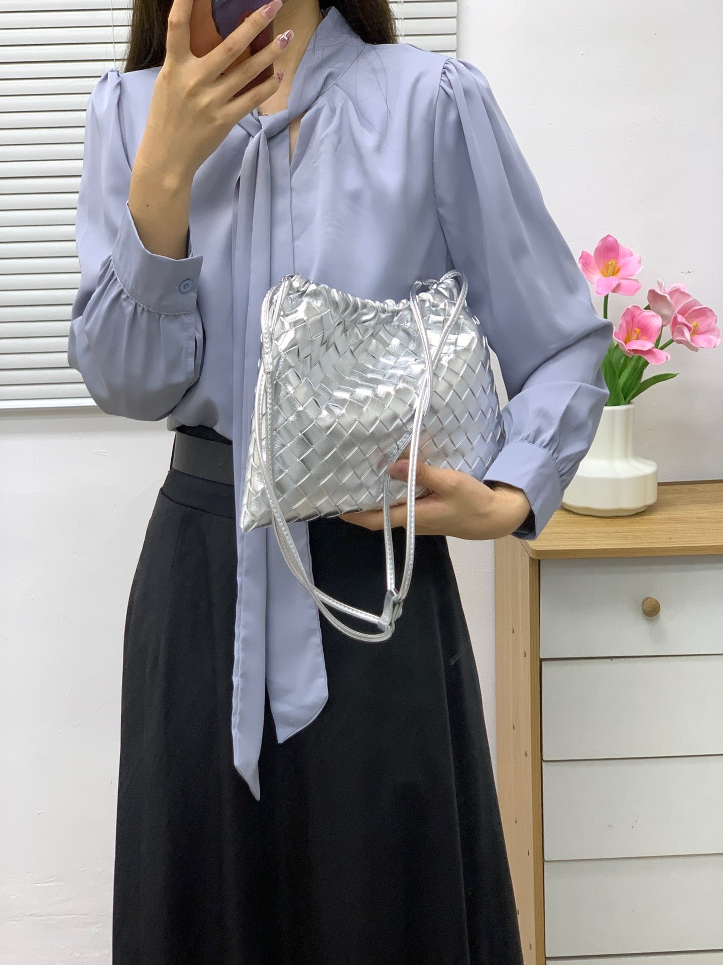 外贸包羊皮编织垃圾袋手拿包抽绳福袋包百搭大容量单肩斜挎包包女