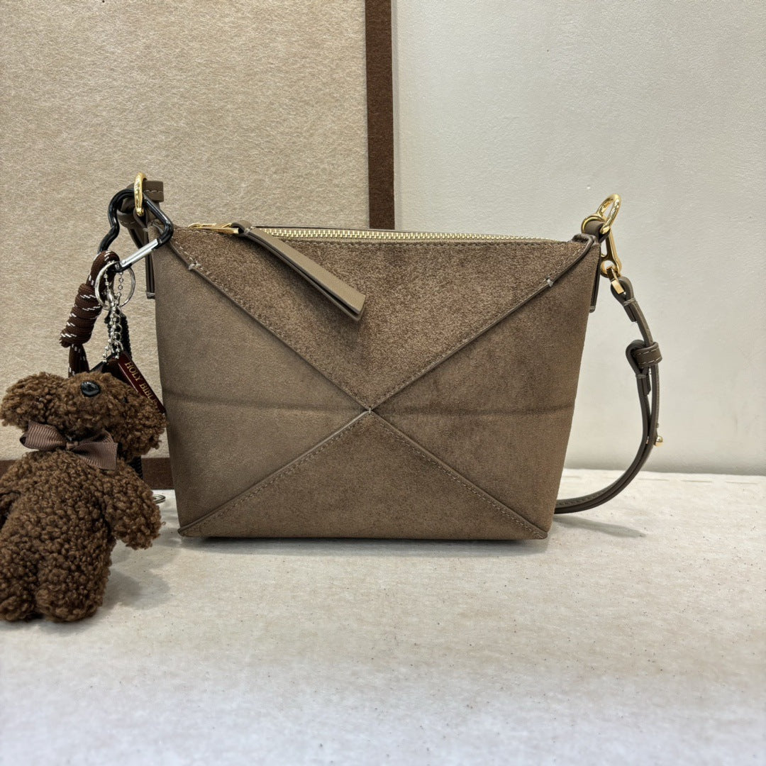 2024秋冬新款迷你几何腋下包挂件拉链单肩斜挎小包女轻便百搭潮流