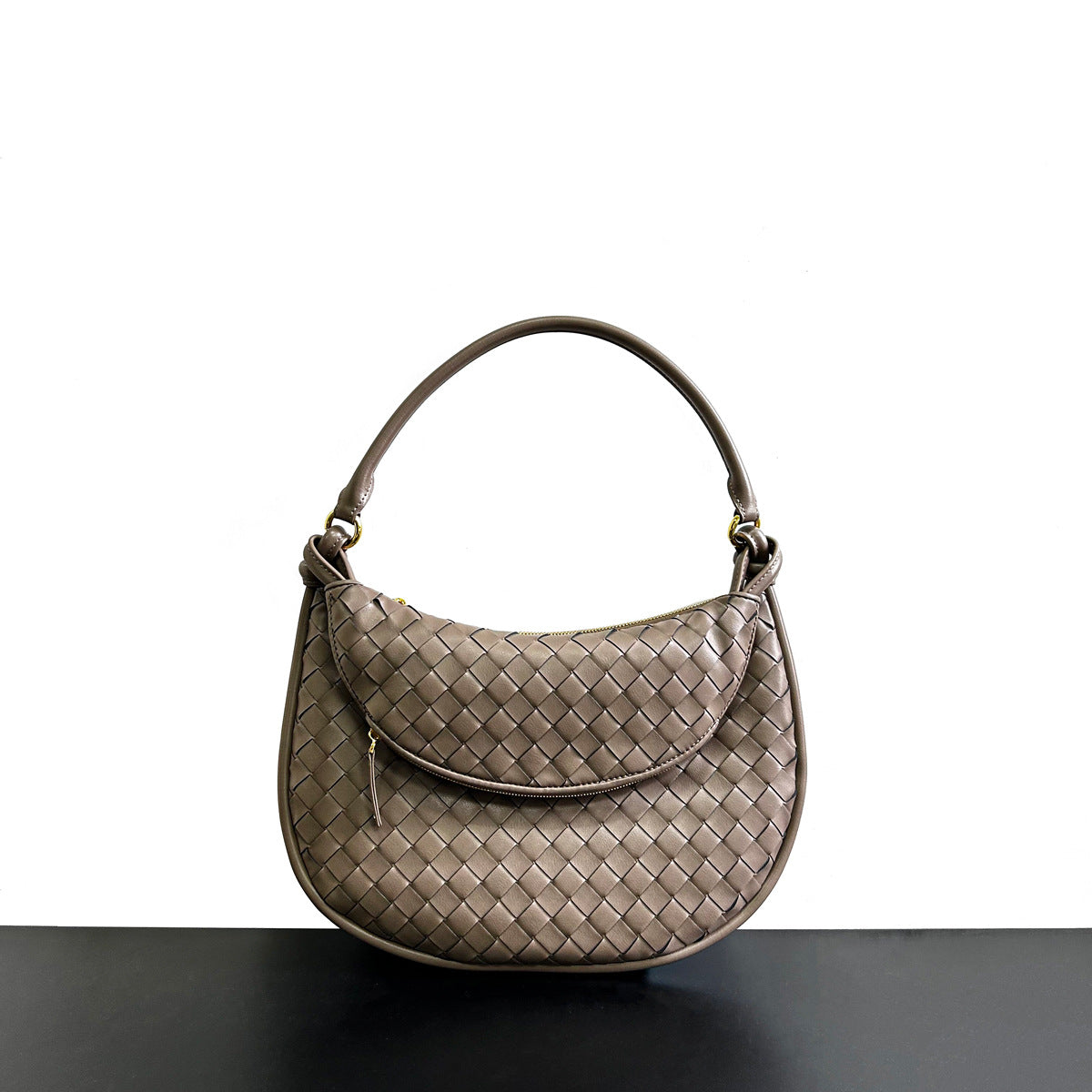 新月包斜挎包女2023新款高级感小众饺子包软皮单肩真皮时尚腋下包