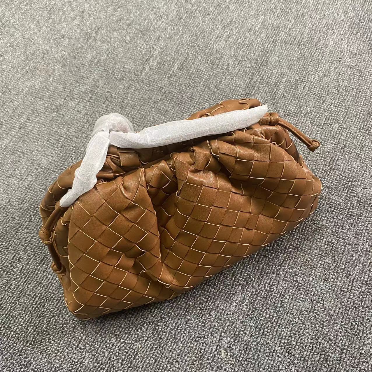 包包女皱褶饺子包真皮云朵包牛皮编织单肩斜挎包阿希歌同款时尚