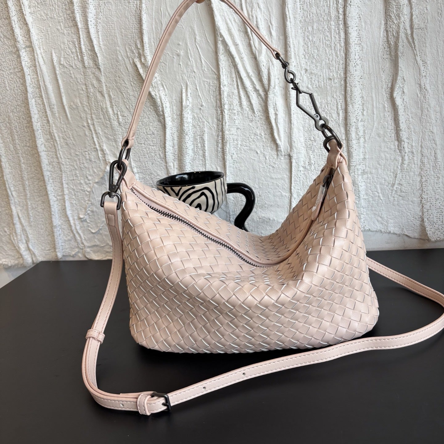 羊皮编织饭盒包饺子包遛狗包慵懒风双肩带腋下包手挽手提斜挎女包