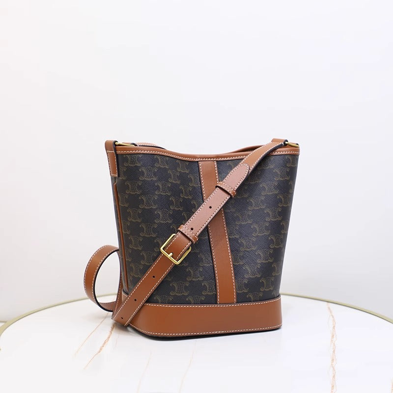 凯旋门水桶包2023新款秋冬老花大容量水桶包斜挎包真皮复古通勤包