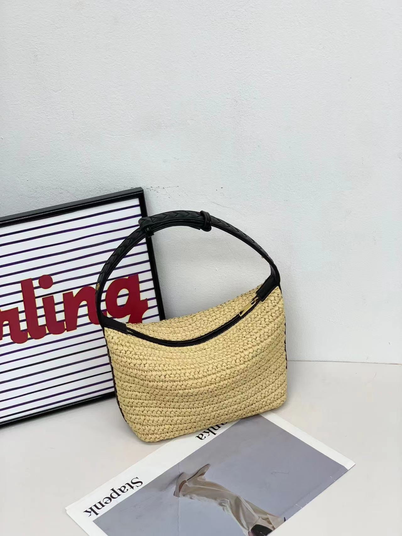 草编包饭盒包2024春夏新款包包女沙滩度假拉菲草手拎包单肩腋下包