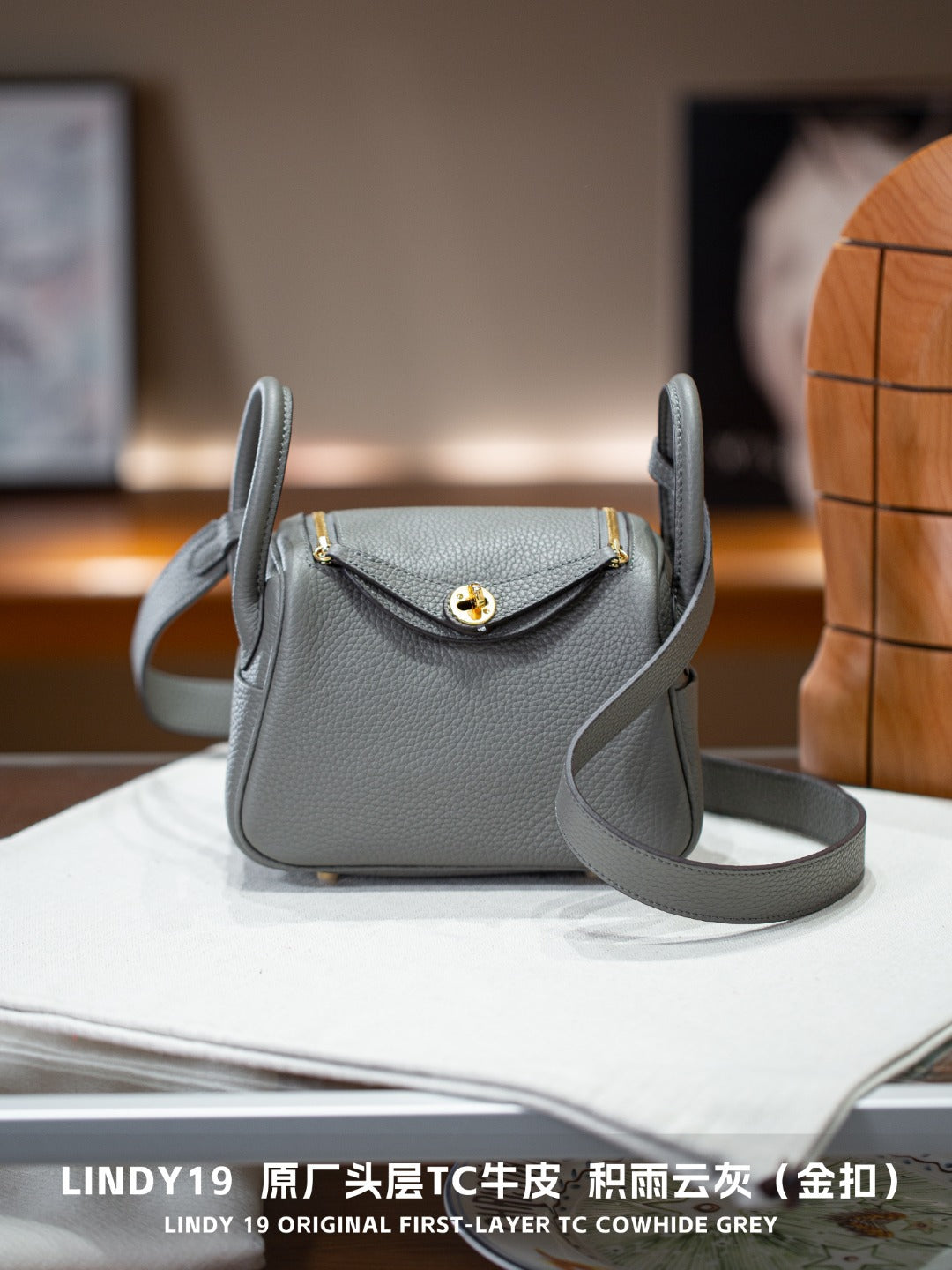 包包2025新款女包琳迪包真皮女包医生包包单肩手提斜挎枕头药箱包