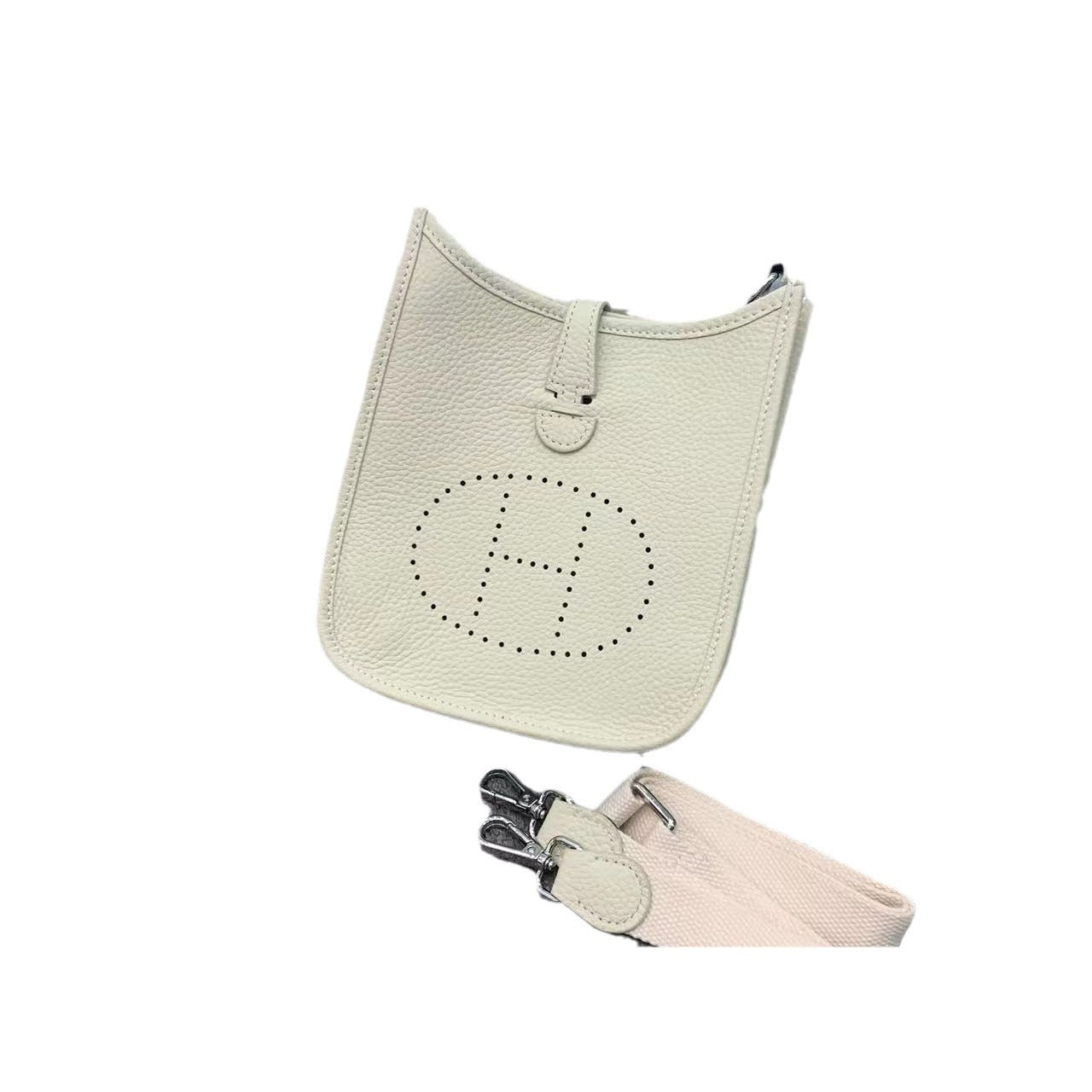 洋气小包包女2024新款字母镂空信封包潮韩版简约时尚单肩斜挎包包