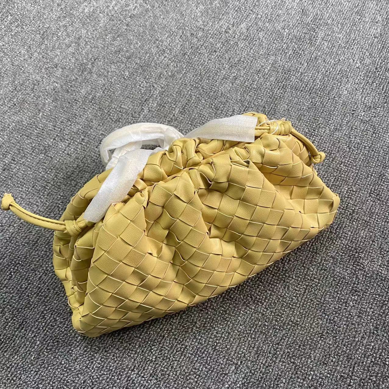 包包女皱褶饺子包真皮云朵包牛皮编织单肩斜挎包阿希歌同款时尚