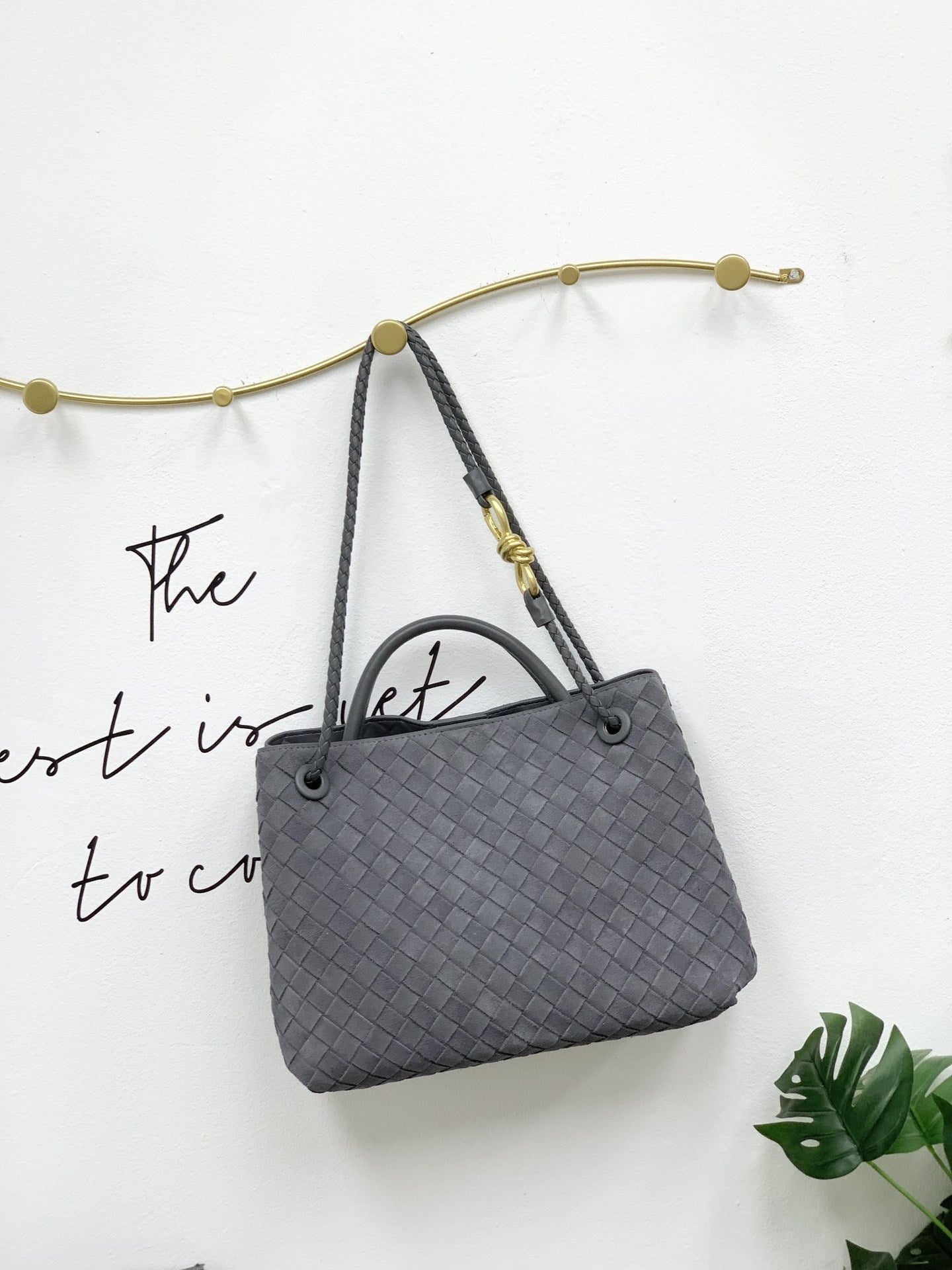 2024新款麂皮绒高级编织蝴蝶结金属绳扣手提斜挎单肩腋下工厂直销