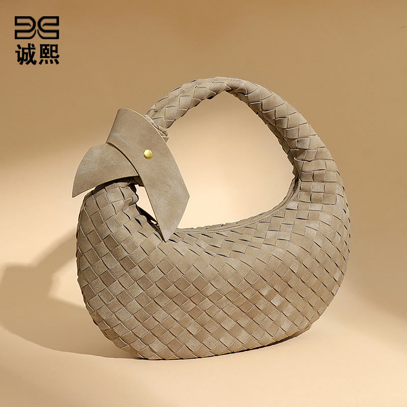 欧美潮流2024大容量编织单肩饺子包秋冬新品百搭牛角包磨砂腋下包